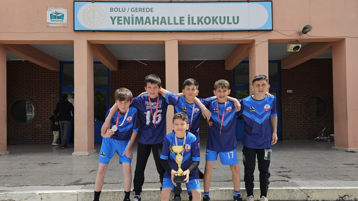 Okullar Arası Futsal Turnuvası 2.lik Kupası 